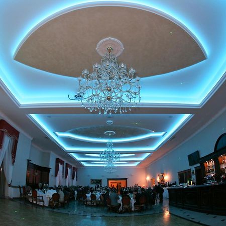 Hotel Jakub Sobieski Oława Kültér fotó