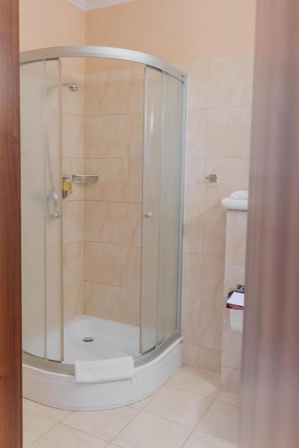 Hotel Jakub Sobieski Oława Kültér fotó