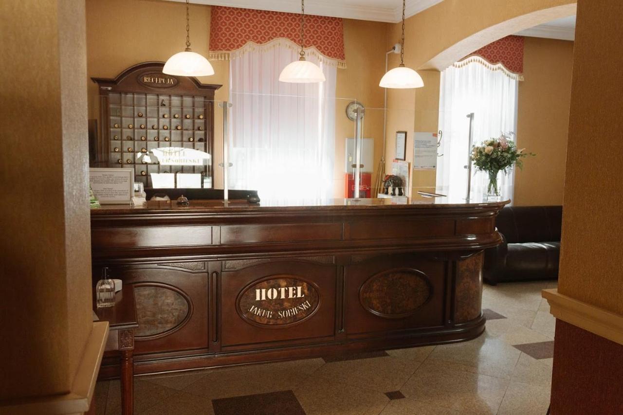 Hotel Jakub Sobieski Oława Kültér fotó